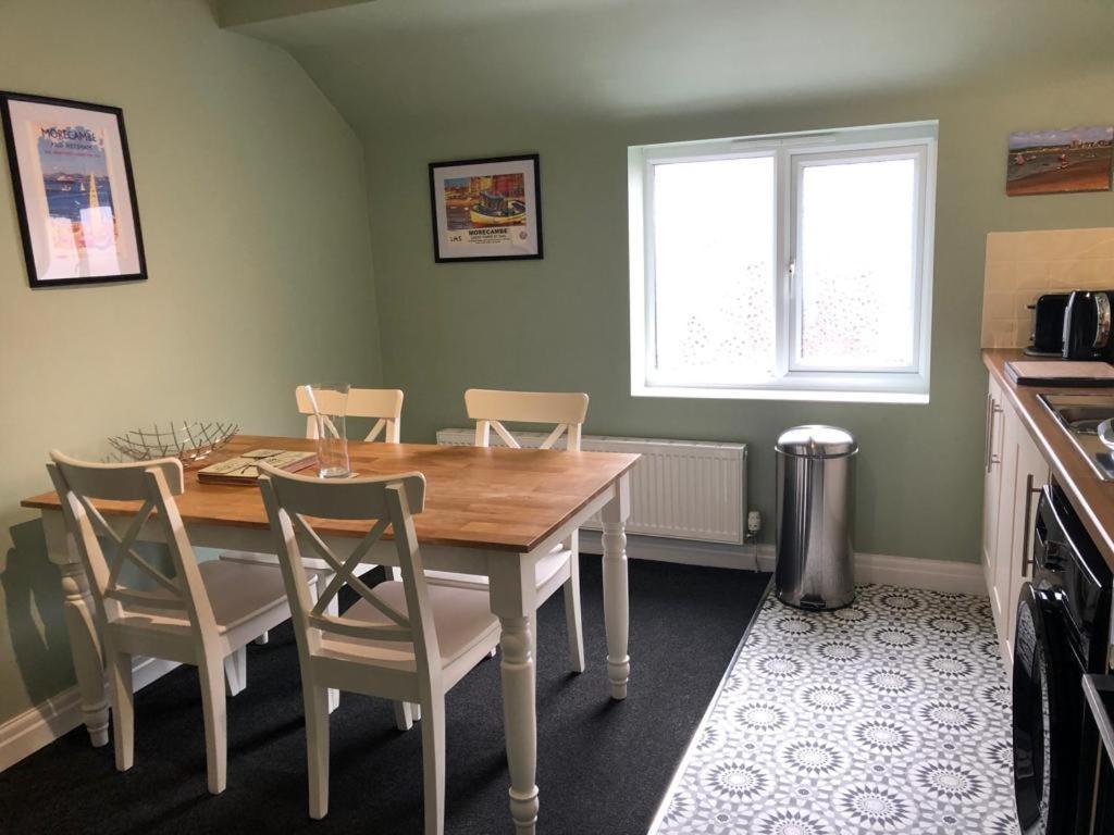 Bare Village Holiday Apartment Моркам Экстерьер фото